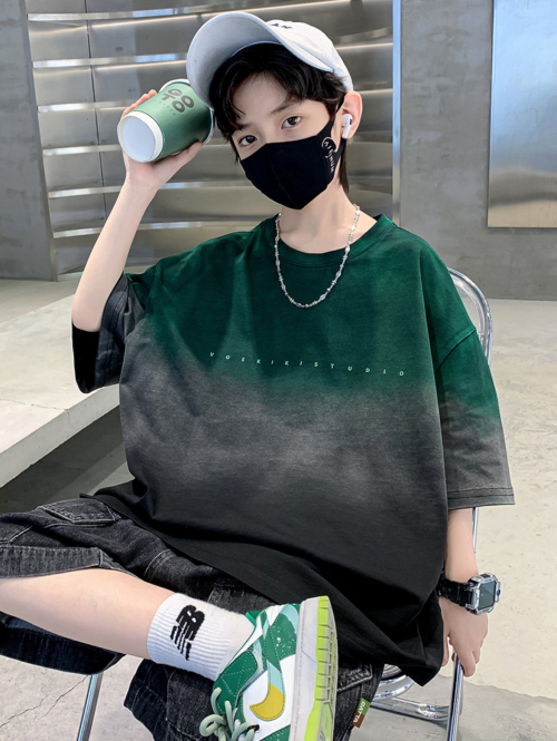 深綠漸層灰簡約T