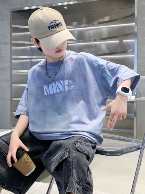 MIND漸層棉T及口袋灰牛仔褲